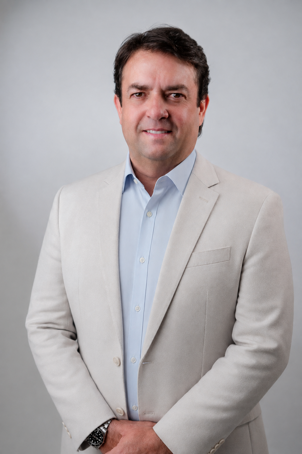 Retrato oficial de Tiago Junqueira